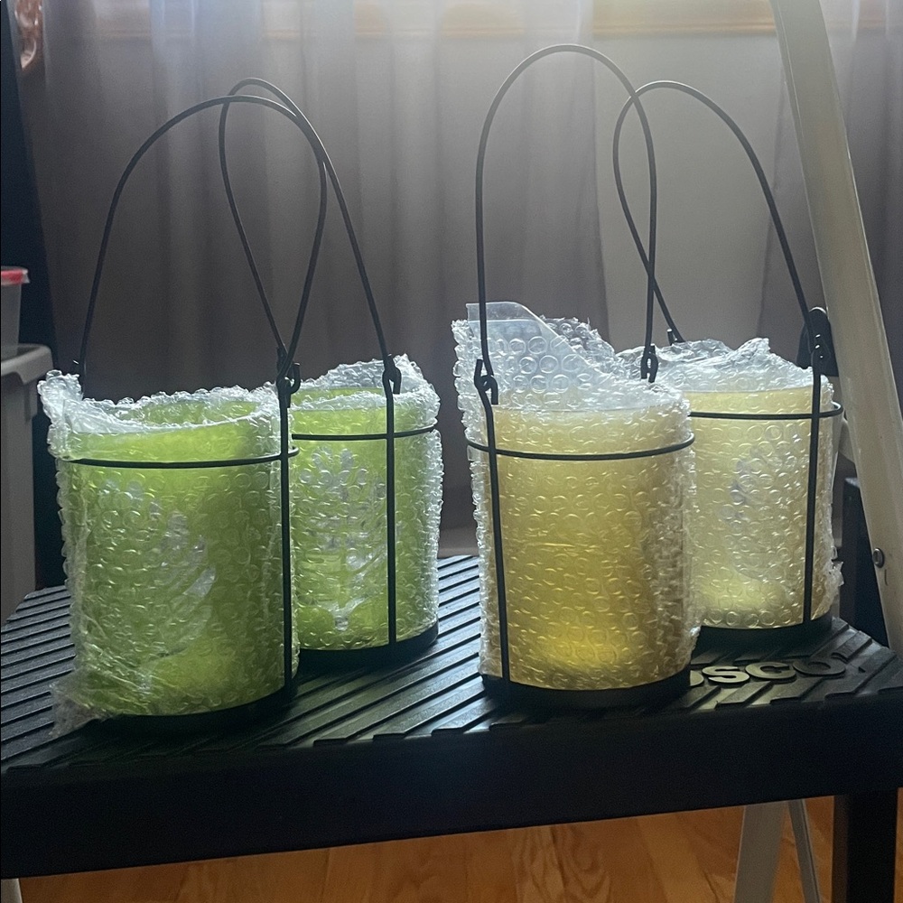 Lantern Set - Picture 7 of 7